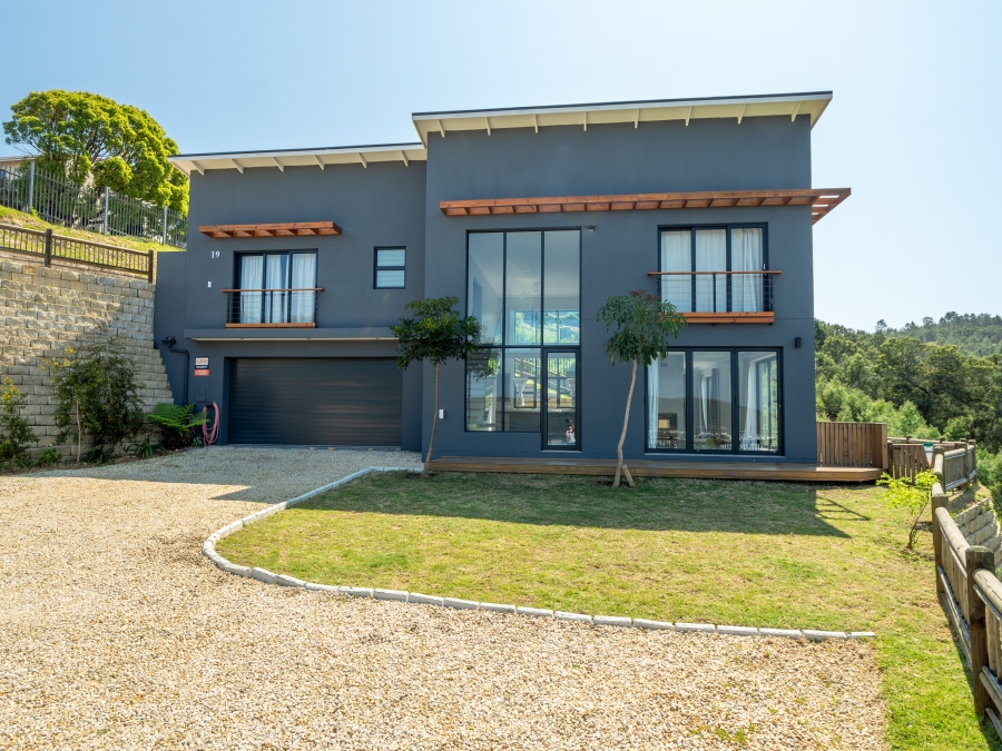 3 Bedroom Property for Sale in Knysna Central Western Cape